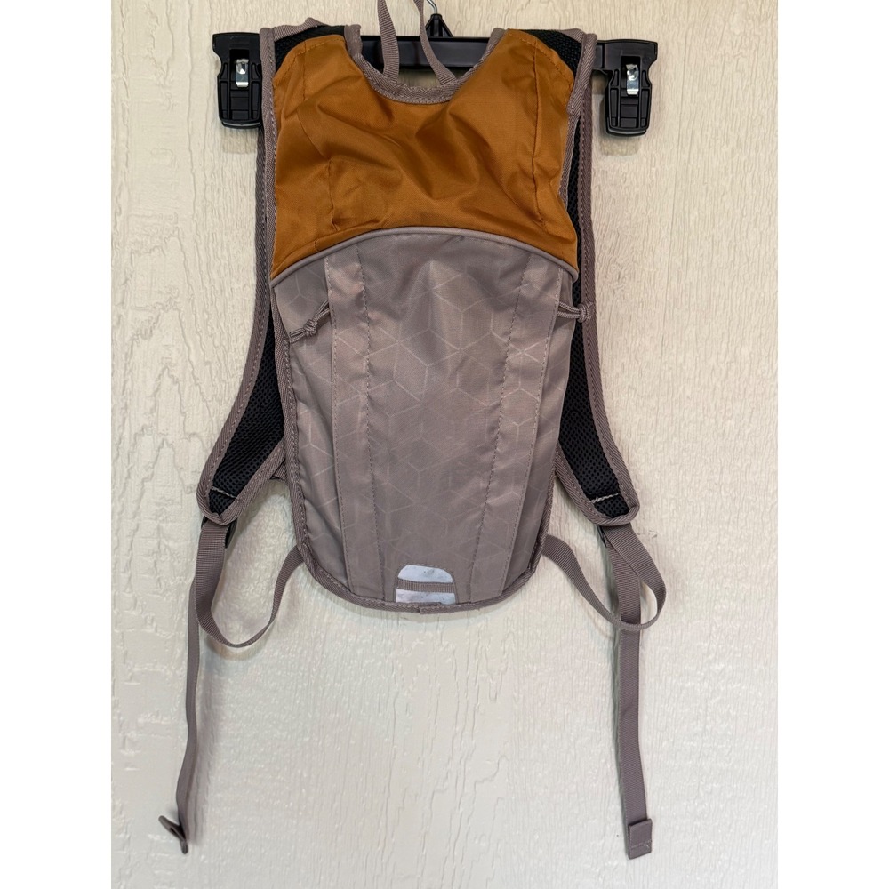 Ozark Trail Nylon Hydration Backpack Shell Runnin… - image 2